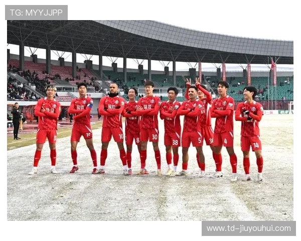 一起走进激情四溢的绿茵场 感受足球带来的无穷魅力和热血沸腾的赛事对决